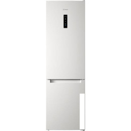 Холодильник Indesit ITS 5200 W