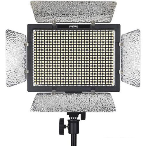 Лампа Yongnuo YN-600 L II LED 3200-5500K