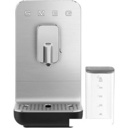 Кофемашина Smeg BCC13BLMEU