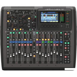 Микшерный пульт Behringer X32 Compact